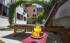 City Center Apartment Kadena